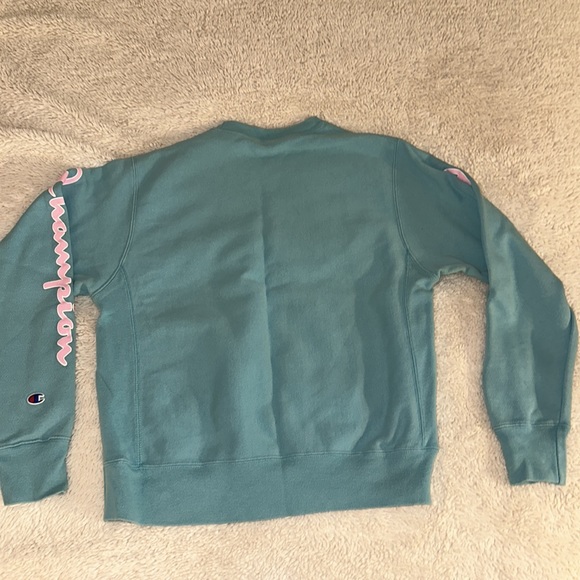 CHAMPION CREW NECK - Picture 2 of 4